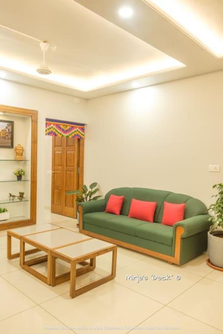 Mirje'S Deck - Homestay - Family Rooms Колхапур Экстерьер фото