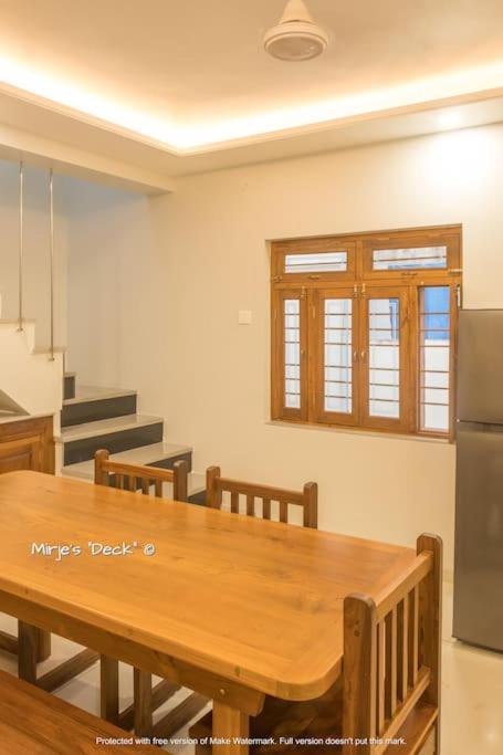 Mirje'S Deck - Homestay - Family Rooms Колхапур Экстерьер фото