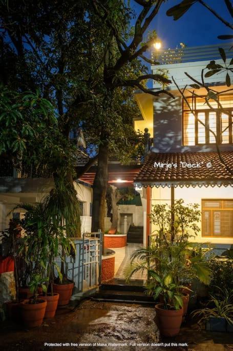 Mirje'S Deck - Homestay - Family Rooms Колхапур Экстерьер фото